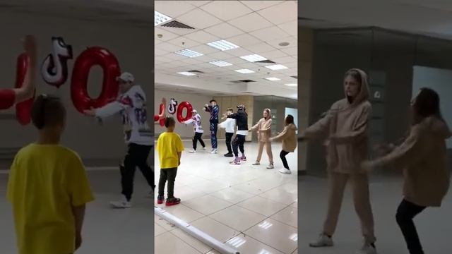 Баттл на 30М ?? Кто победил ? Aidar Шаффл смотреть онлайн