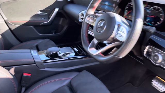 Mercedes-Benz A Class 1.3 A200 AMG Line (Premium) 7G-DCT (s/s) 5dr I Crewe SEAT смотреть онлайн