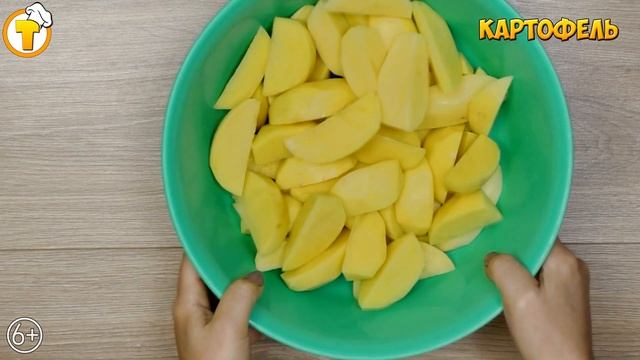 Курица в духовке. Сочная и ароматная. Идея для ужина. (6+) смотреть онлайн