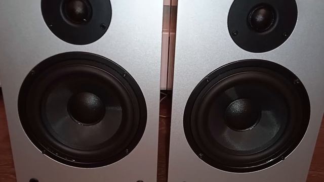 Слушаем музыку подписчиков на активных колонках 2.0 Dialog Blues AB-33 смотреть онлайн