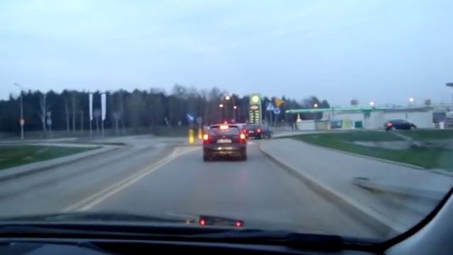 Opel Insignia 2.0 Turbo смотреть онлайн