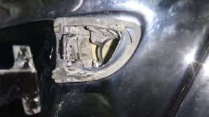 Как снять и поставить ручку Фольксваген Пасат Б 6