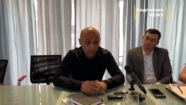 Ардзинба: Пока вам будут вставлять вот эти палки в колеса - вы так и останетесь неполноценным смотреть онлайн