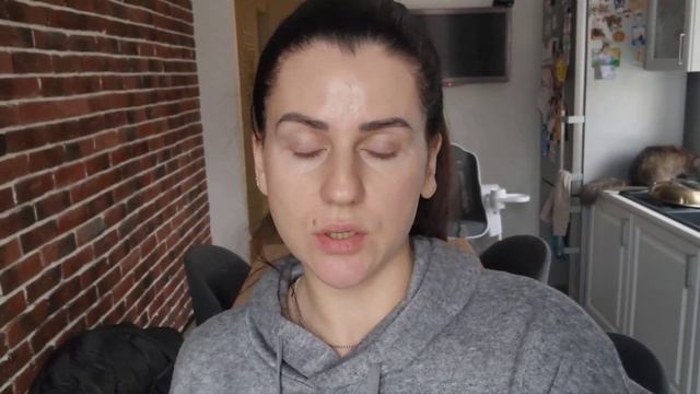 Новый ВЛОГ! Макияж, забираю новый загранпаспорт, приехал папа, много готовлю , педиатр сына . смотреть онлайн