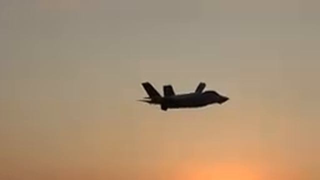 F-35B 3D Vtol RC Jetprint Model Nice evening Flight смотреть онлайн