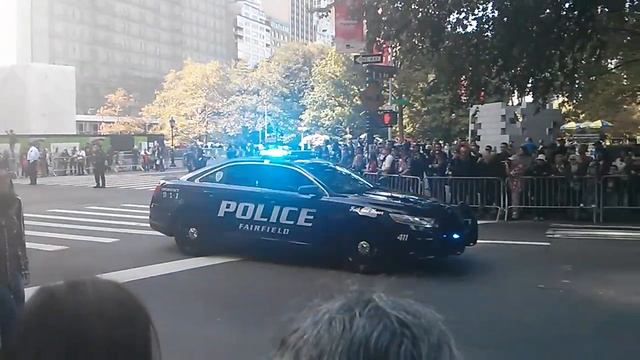 Ford Taurus Police Car Looking Very Robocop смотреть онлайн