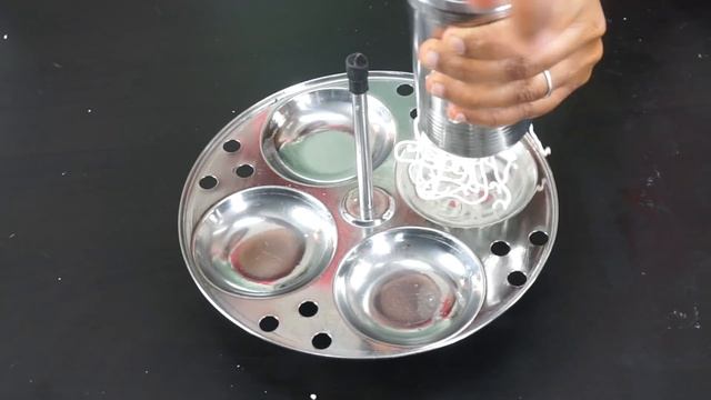 Idiyappam Recipe in Tamil | How to make Idiyappam in Tamil | String hoppers Recipe смотреть онлайн