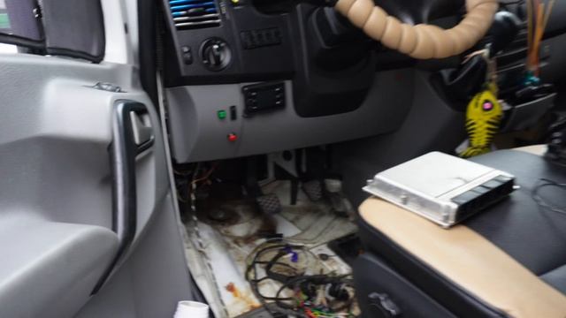 Sprinter w906 - доделка переделки / Толи om612 толи om647 ? смотреть онлайн