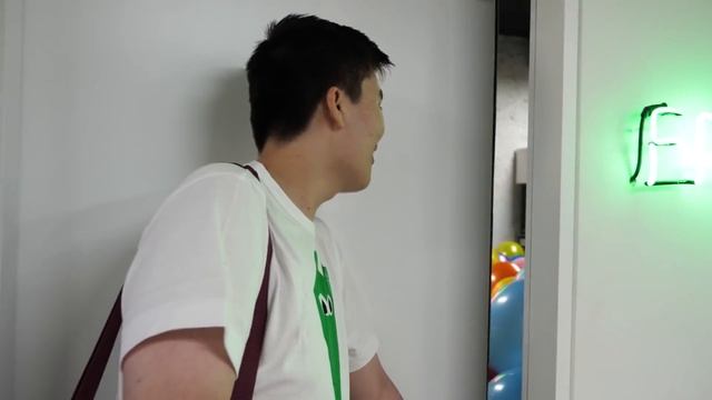 Pranking My Friends Livestream смотреть онлайн