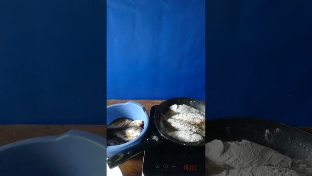 Как пожарить речную рыбу чтобы не было костей смотреть онлайн