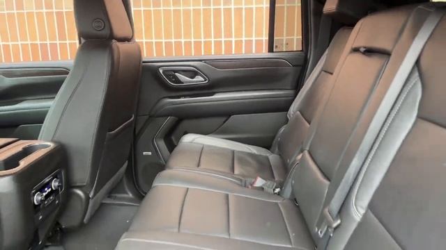 2022 Chevrolet Suburban near me Highland Park, Arlington Heights, Skokie, Libertyville, Glenview, I смотреть онлайн