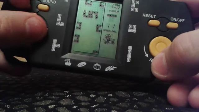 Тайна игры с танцующим человечком на тетрисе смотреть онлайн