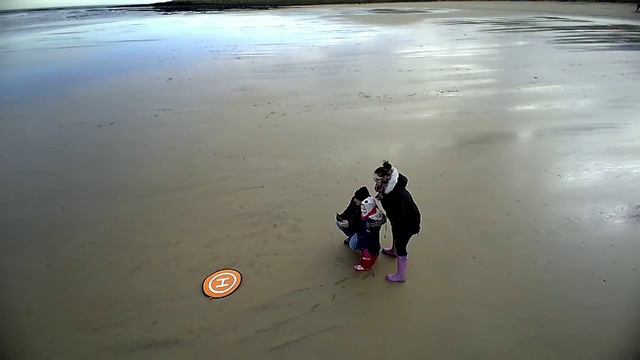Quick walk on the beach, Drone - JJRC X12 (CFLY FAITH/EACHINE X4) смотреть онлайн