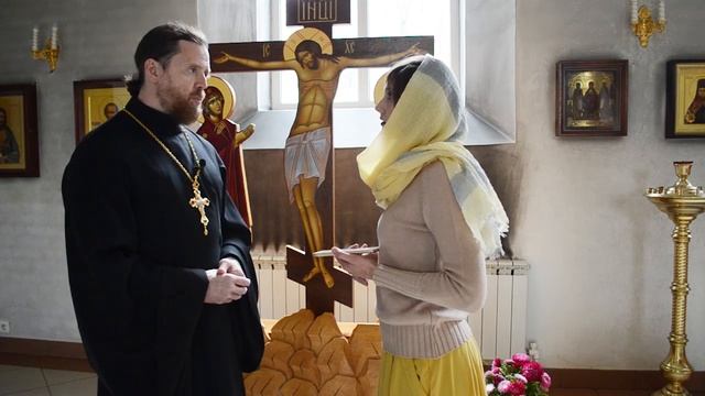 Воздвижение Креста Господня. Православные праздники и посты смотреть онлайн