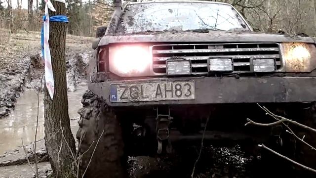 Inwazja Borne Sulinowo 2014 Nissan Patrol GR MItsubishi Pajero full power off-road смотреть онлайн