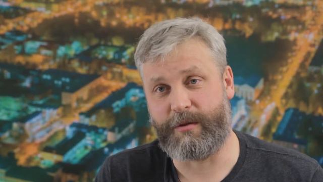 О чем говорят программисты. Юрий Усков. iSpring. смотреть онлайн