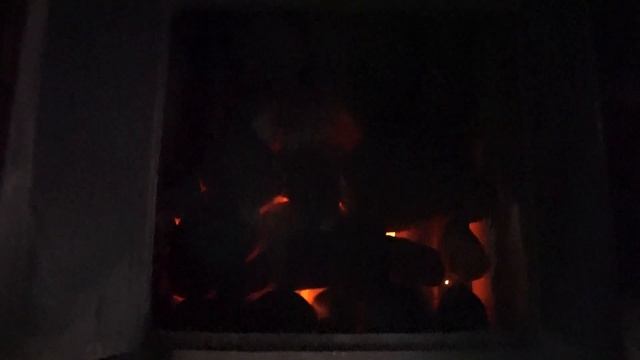 Светящиеся камни в банной печи Рамунаса смотреть онлайн