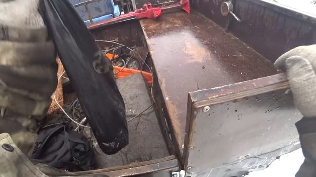 Завершающий день рыбалки по последнему льду. Сезон охоты подошёл к концу. Ждём весенних паводков смотреть онлайн