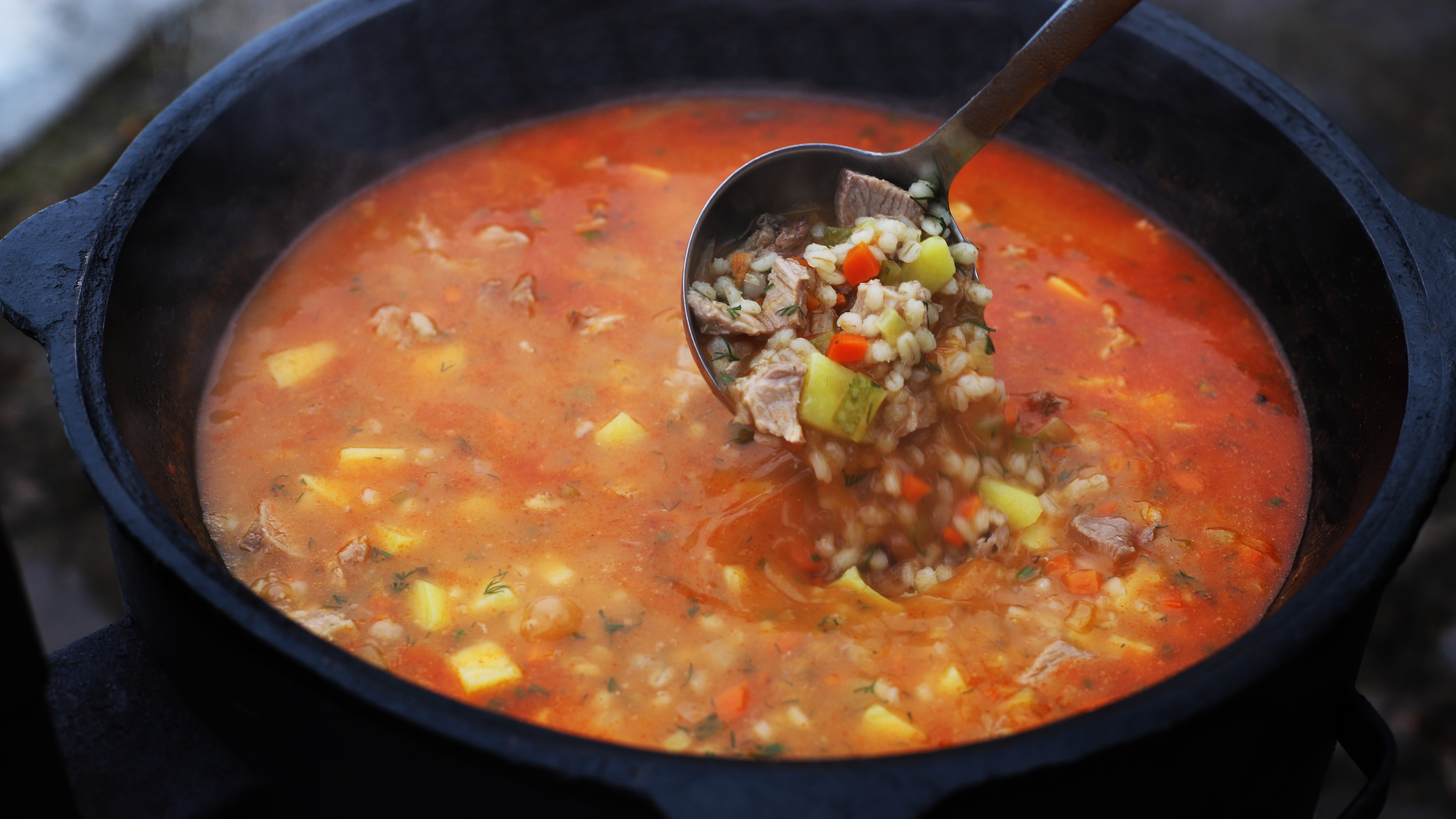 СЕНЯ В ДЕЛЕ