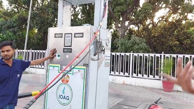 बिल्कुल नए सिलिंडर में आखिर कितनी CNG आती है? | LIVE EXAMPLE