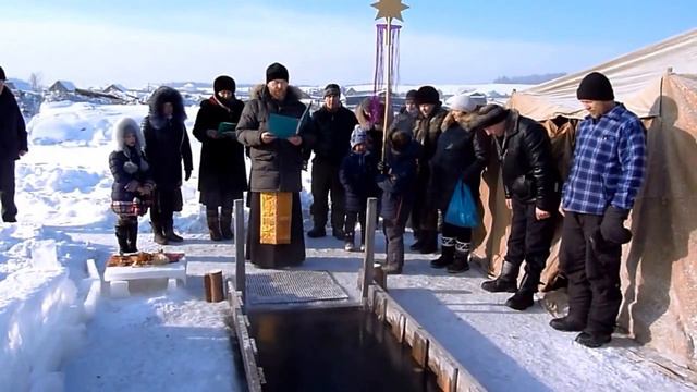 Чин освящение воды в пруде в д Лыловщина (р.Урик) смотреть онлайн