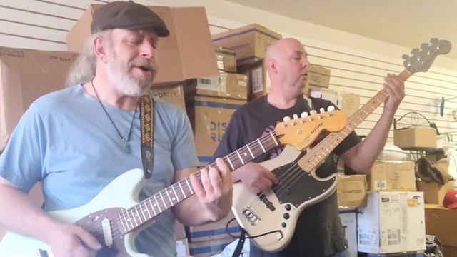 fender jazz bass 7th anniversary, squier vintage modified mustang "she's no lady" смотреть онлайн
