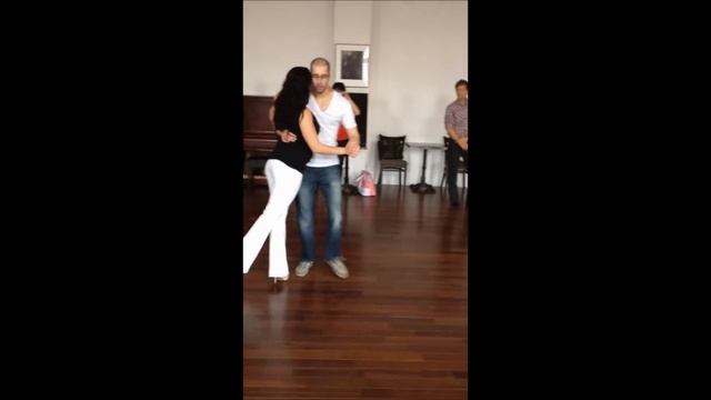 Sindali & Frederic Kizomba demo - beginners class at "Le Social - Rialito" Montreal смотреть онлайн