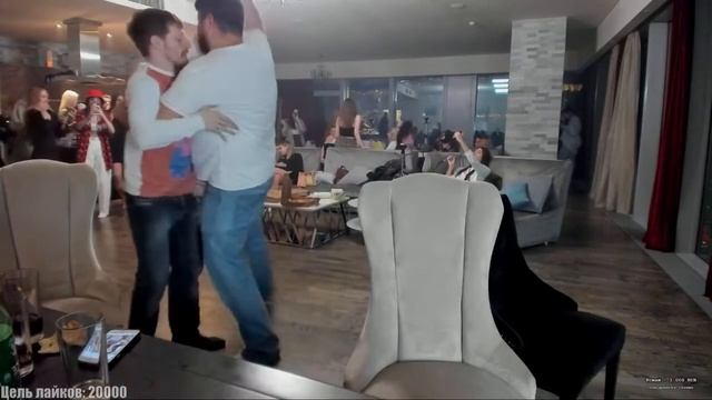 Страстный танец Вжлинка и Жабыча смотреть онлайн