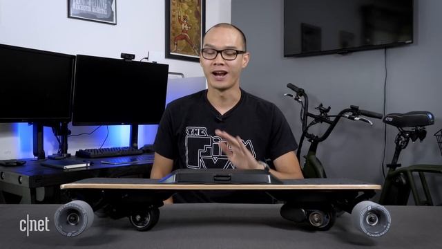 The electric skateboard that moves like a snowboard (Summerboard review) смотреть онлайн