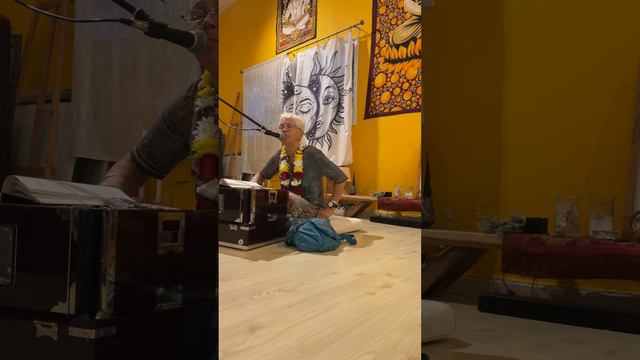 Расика Раса о Святом Имени часть 2 смотреть онлайн