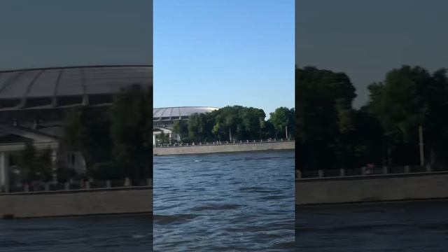 Метро Воробьевы горы Пожар смотреть онлайн