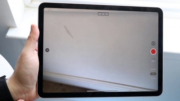 M1 iPad Air 5 (2022) Vs M1 iPad Pro! (Comparison) (Review)