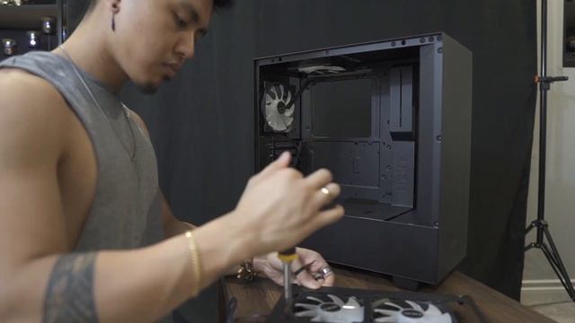 ~$1200 Gun Metal Build - Ryzen 5 3600 w/ RTX 2070 Super on MSI B450 Tomahawk Max смотреть онлайн