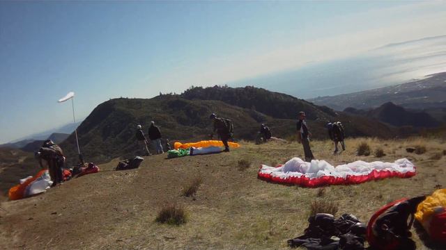 Santa Barbara Paragiding Day 1 смотреть онлайн