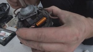 Замена щеток на электро моторе печки Туарега