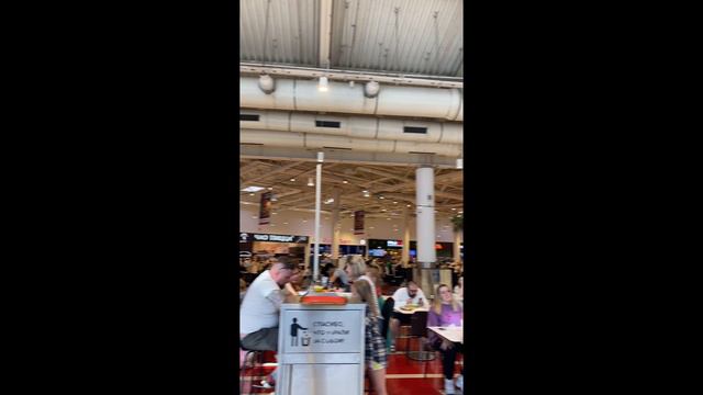 Фастфуд. Авиапарк смотреть онлайн