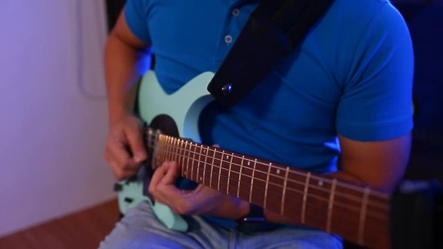(Original) FT - El Niño using Ibanez Q54SFM смотреть онлайн