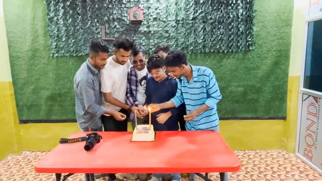 Shahrukh Khan 58th Birthday Celebration | SRK Birthday 2023 ? смотреть онлайн