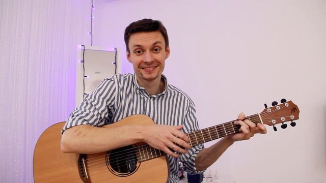 ЛУЧШИЕ НОВОГОДНИЕ ПЕСНИ НА ГИТАРЕ фингерстайл + табы. Песни на Новый год на гитаре смотреть онлайн