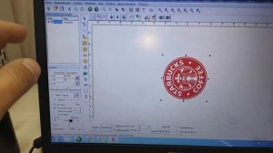 Гравировка термосов и кружек без полос. Личный опыт. Лазерная гравировка. Лазерный гравер