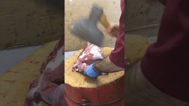 Кованный топор для рубки мяса, вес топора 3кг. Тел.89150489904 Семен смотреть онлайн