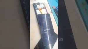 Samsung a30s. телефон включается и после блокировки экрана не показивает экран .