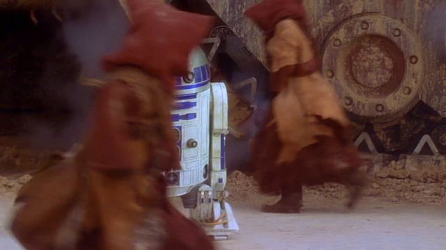 Star Wars: A New Hope - Luke Skywalker Meets R2-D2 and C-3PO [CLIP] | TNT смотреть онлайн