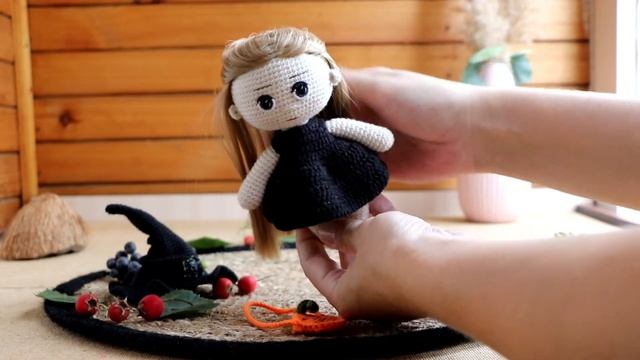 Как связать куклу Ведьмочку/ Crochet Witch doll by Marytoysandpattern смотреть онлайн