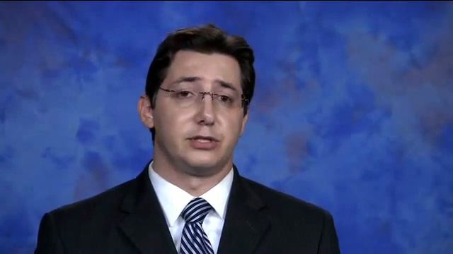 Why should I consider creating a revocable living trust? [Plantation Estate Planning Lawyer] смотреть онлайн