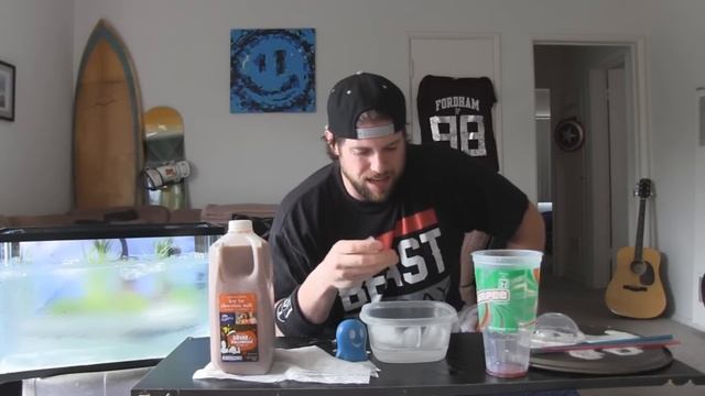 The Brain Freeze Gauntlet Challenge (Warning: Vomit Alert) смотреть онлайн