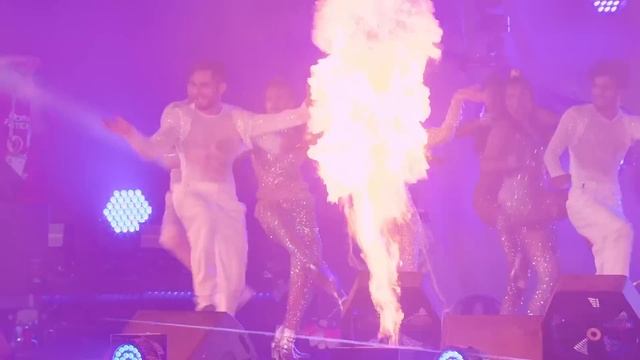 Extra time with Nora Fatehi at the FIFA Fan Festival™ смотреть онлайн