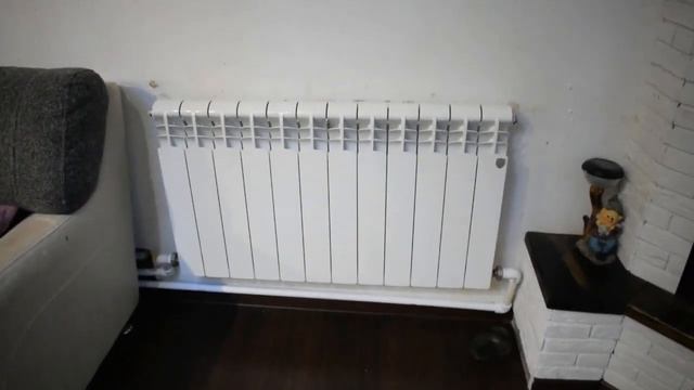 Установка французского окна вместо обычного. Дом в деревне. Часть первая. смотреть онлайн