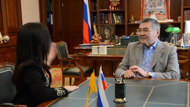 12-02-2016 Встреча Алексея Орлова с солисткой государственного ансамбля «Тюльпан» Д. Босхомджиевой смотреть онлайн