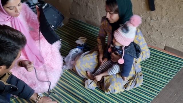 ?????Free Treatment By Sardasht Channel Actors To A Poor Nomadic Woman In The Mountains. ?????